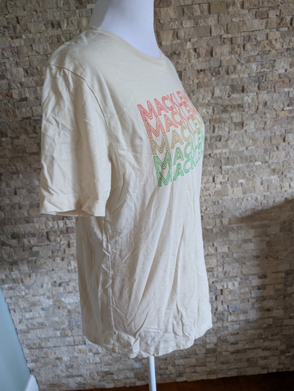 Macklemore T Shirt Band Tee Cream Neutral Retro Logo Print Cotton Mens Sz Med image 2